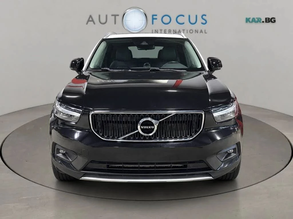 Volvo XC40, снимка 2 - Автомобили и джипове - 56689484
