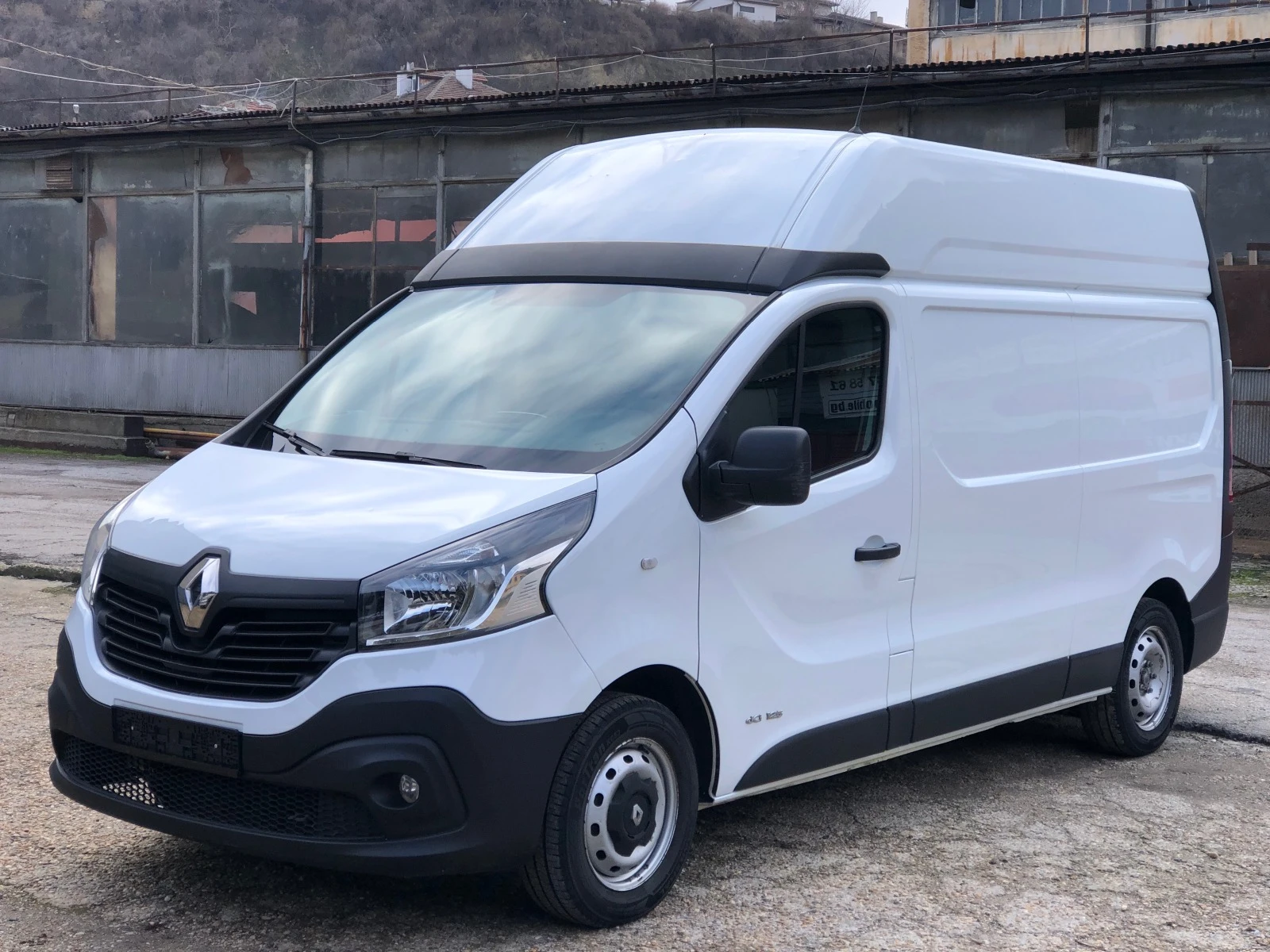 Renault Trafic 1.6DCI-125-Евро 6В-2017-Италия! - изображение 3