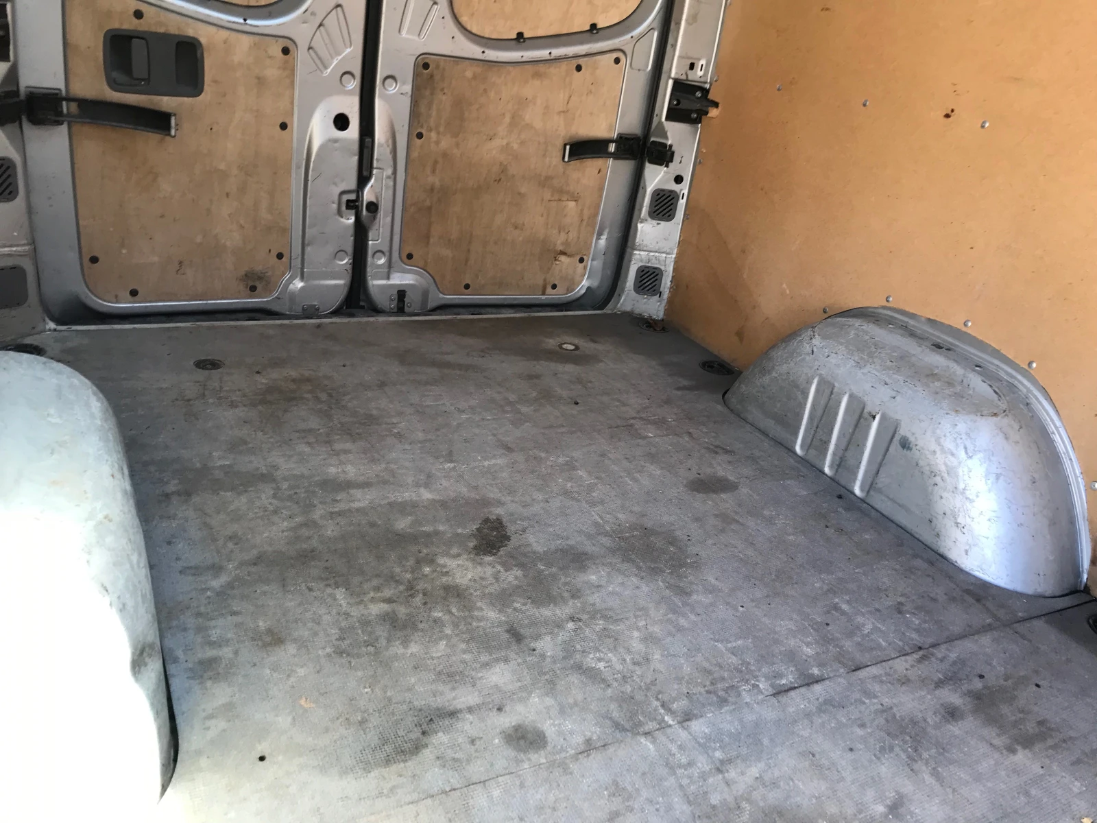 VW Crafter 2, 5tdi.163k.НАВИ. - изображение 8