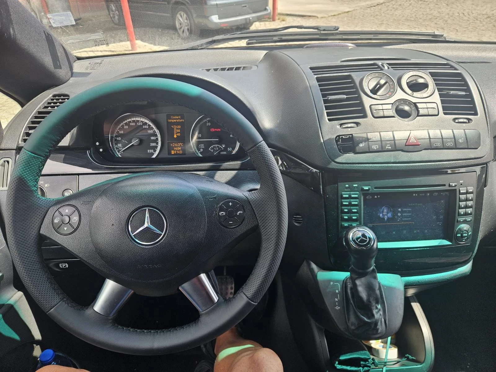 Mercedes-Benz Viano  - изображение 8