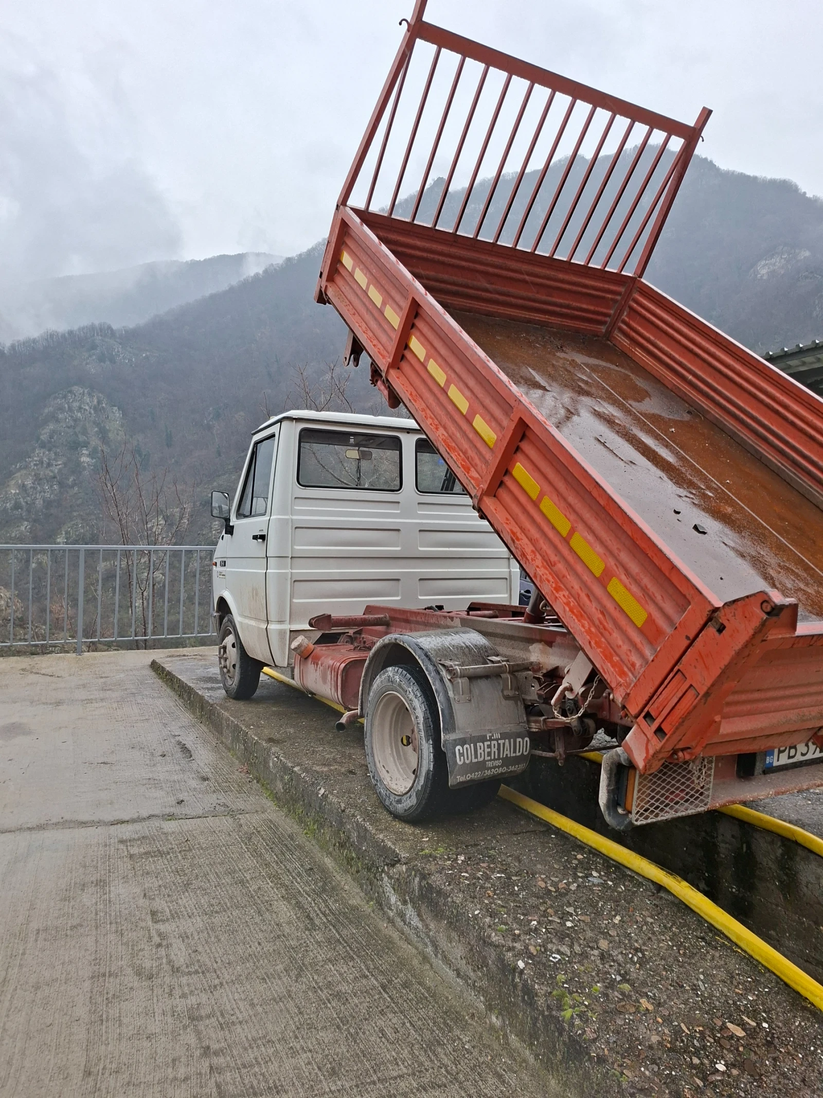 Iveco Daily 35-8, снимка 10 - Бусове и автобуси - 55606262