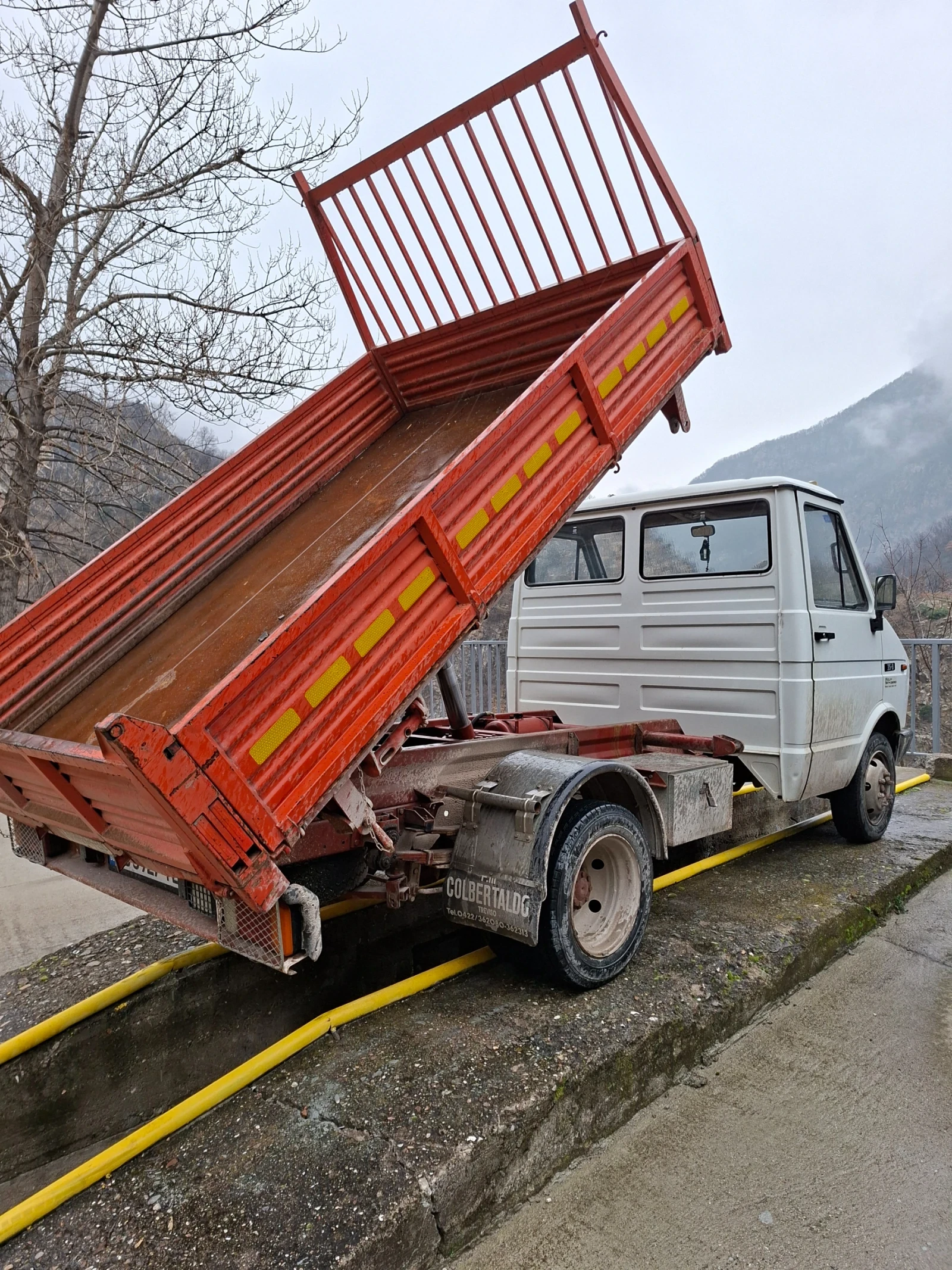 Iveco Daily 35-8, снимка 8 - Бусове и автобуси - 55606262