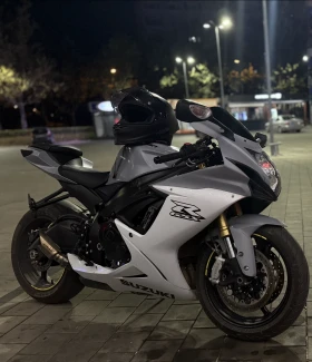 Suzuki Gsxr, снимка 1