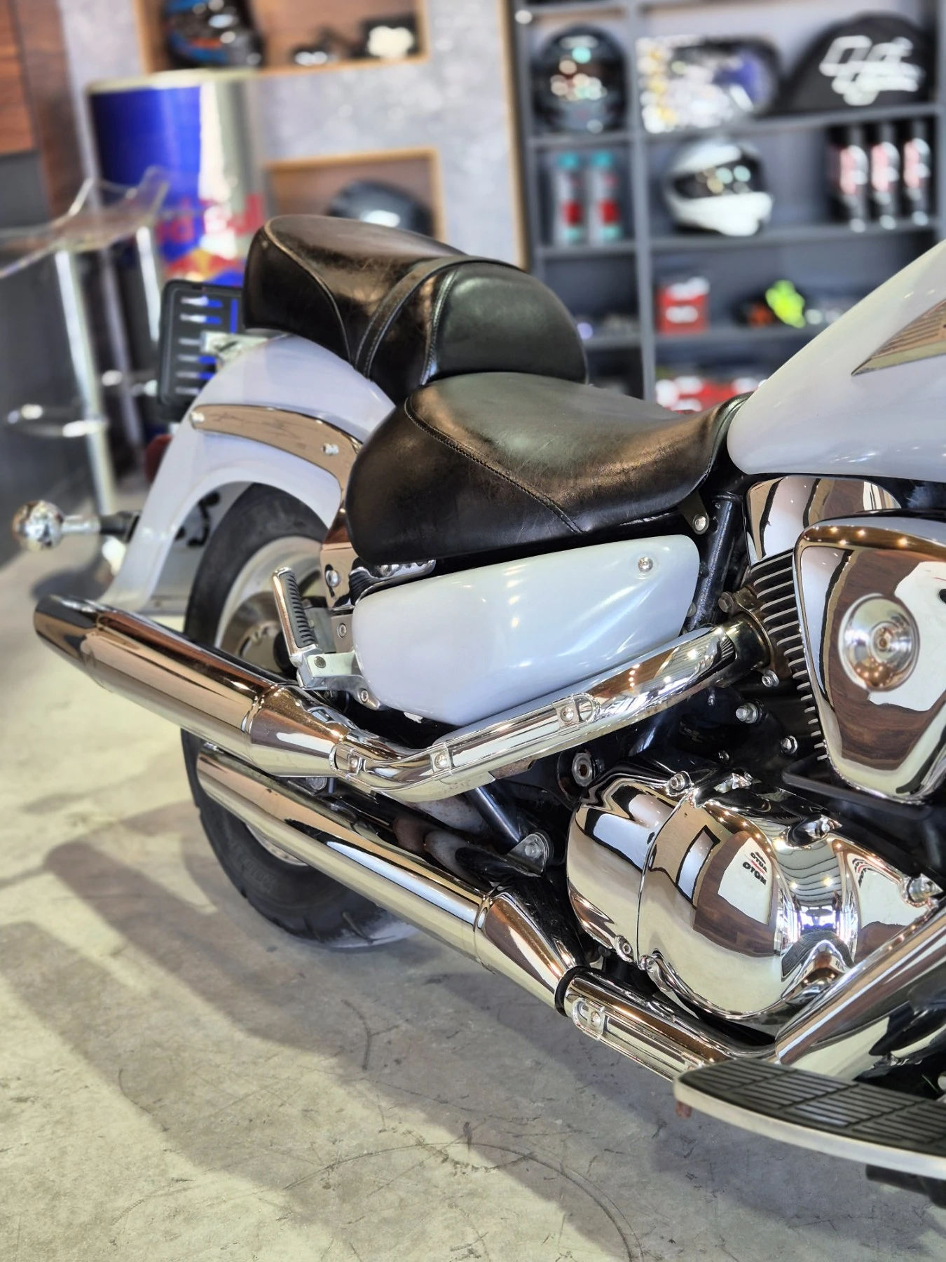 Suzuki Intruder VL 1500 НОВ ВНОС ОТ ШВЕЙЦАРИЯ!!!, снимка 13 - Мотоциклети и мототехника - 54544131