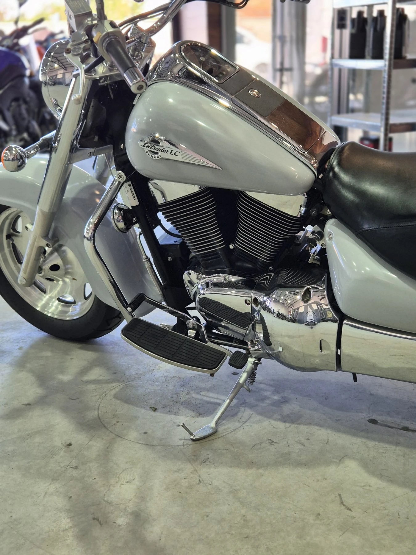 Suzuki Intruder VL 1500 НОВ ВНОС ОТ ШВЕЙЦАРИЯ!!!, снимка 10 - Мотоциклети и мототехника - 54544131