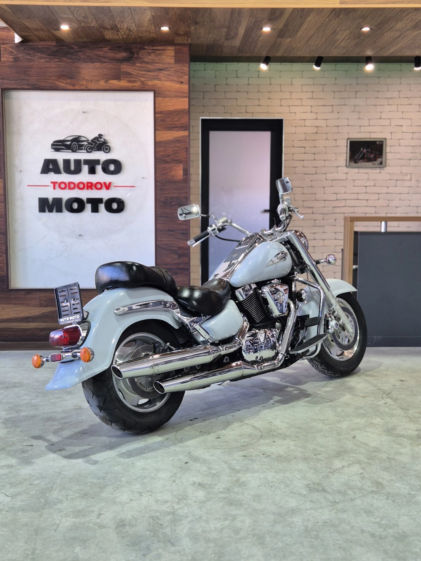 Suzuki Intruder VL 1500 НОВ ВНОС ОТ ШВЕЙЦАРИЯ!!!, снимка 7 - Мотоциклети и мототехника - 54544131