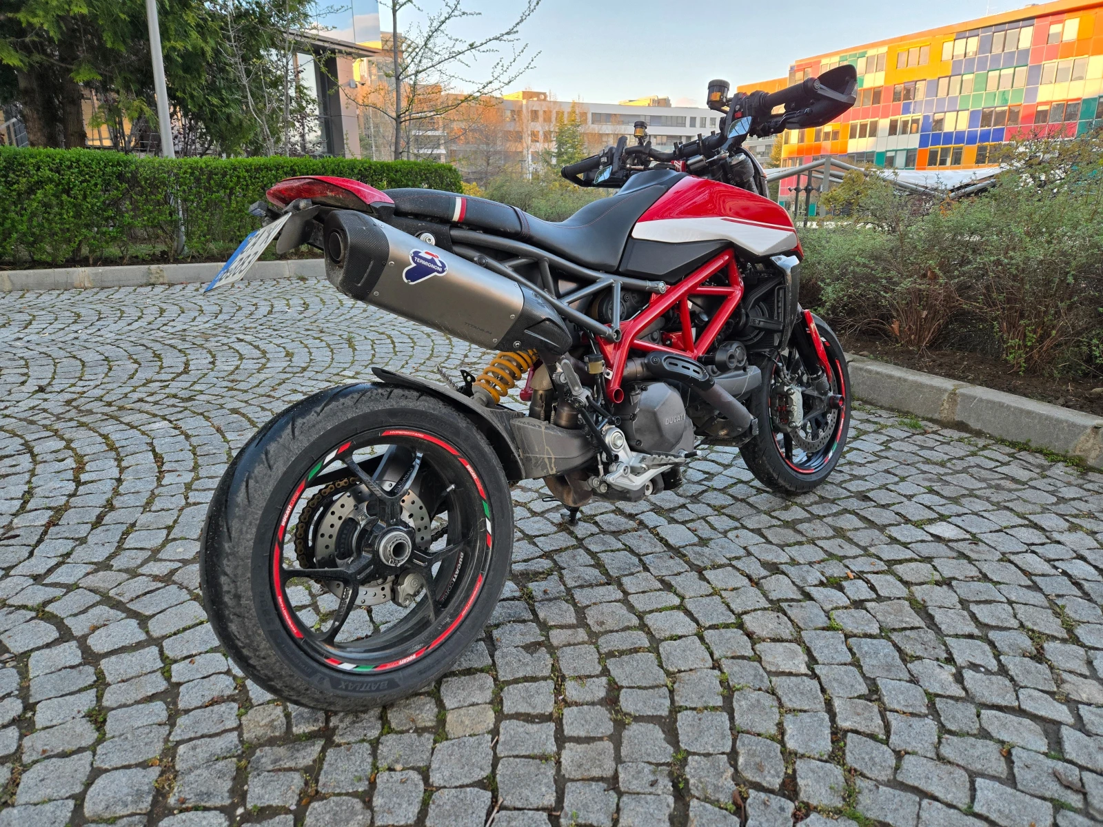Ducati Hypermotard  950