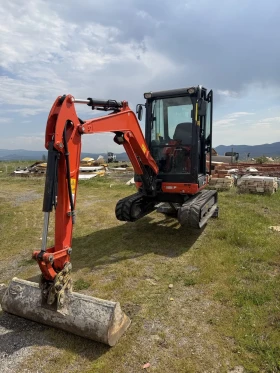 Багер Kubota U27-4