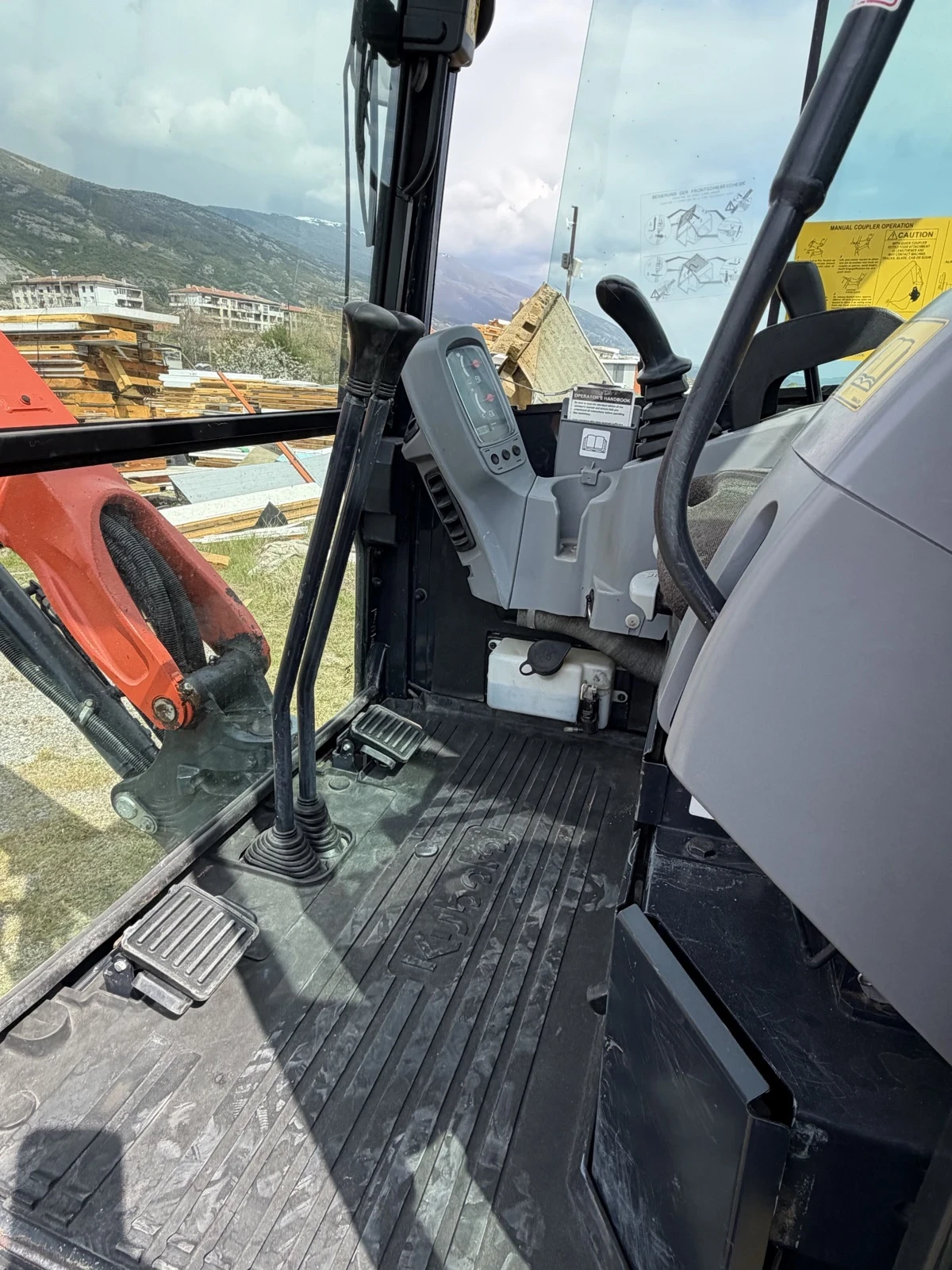 Багер Kubota U27-4, снимка 12 - Индустриална техника - 54261291