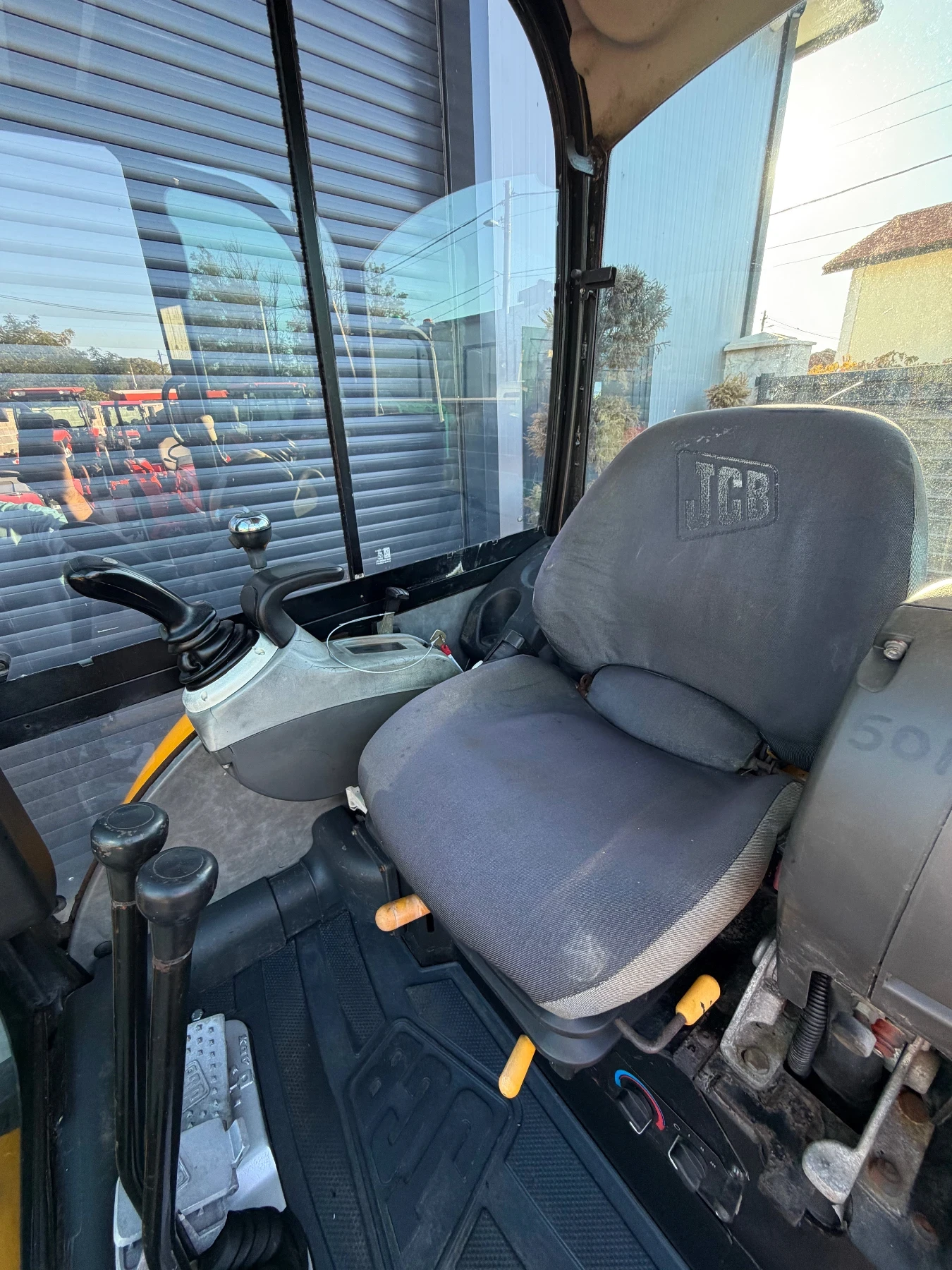 ����� JCB 8025 2.7� | Mobile.bg � ����������� 12