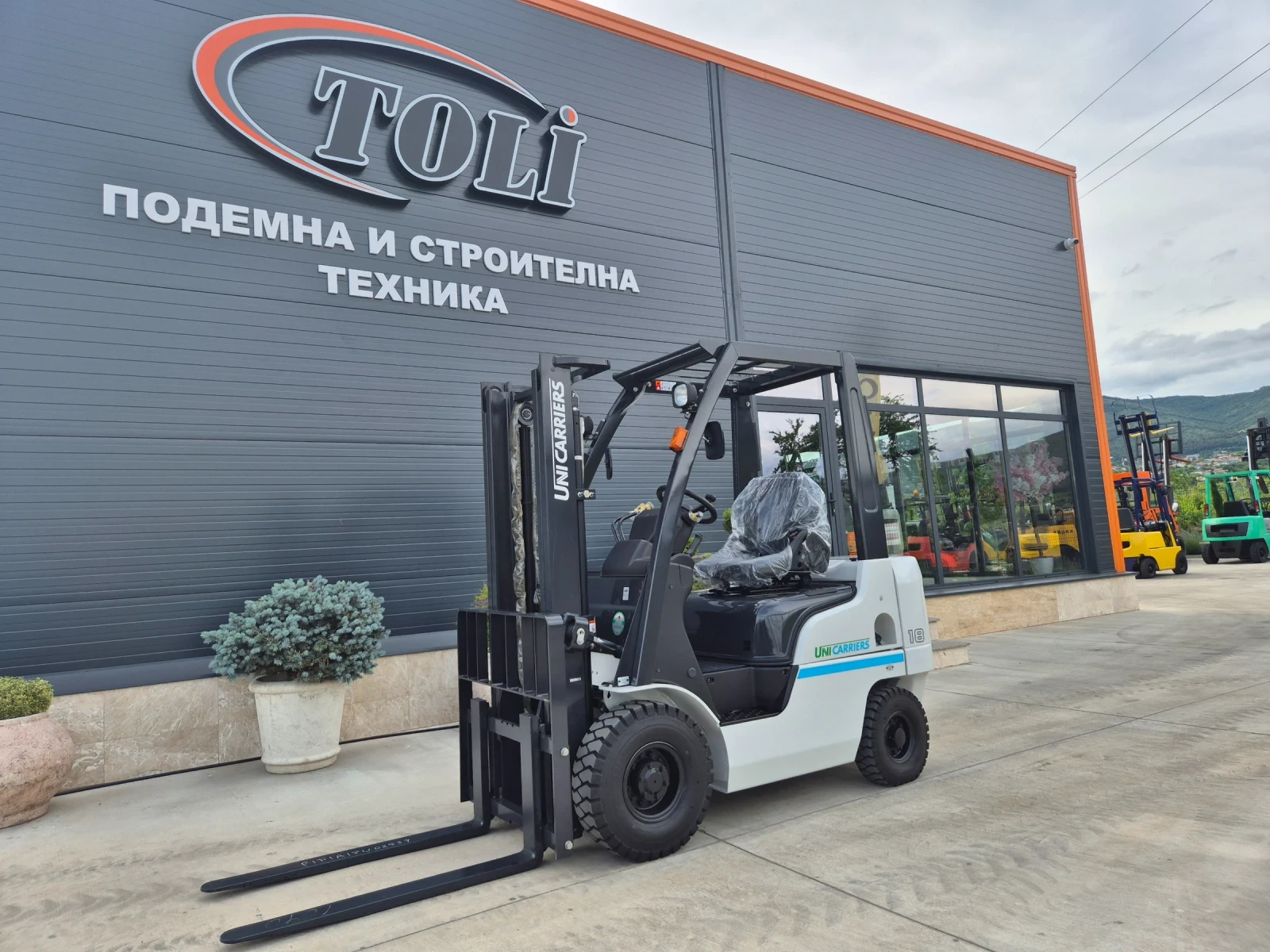 Мотокар Nissan UniCarriers / ЧИСТО НОВ !!! MADE IN JAPAN, снимка 1