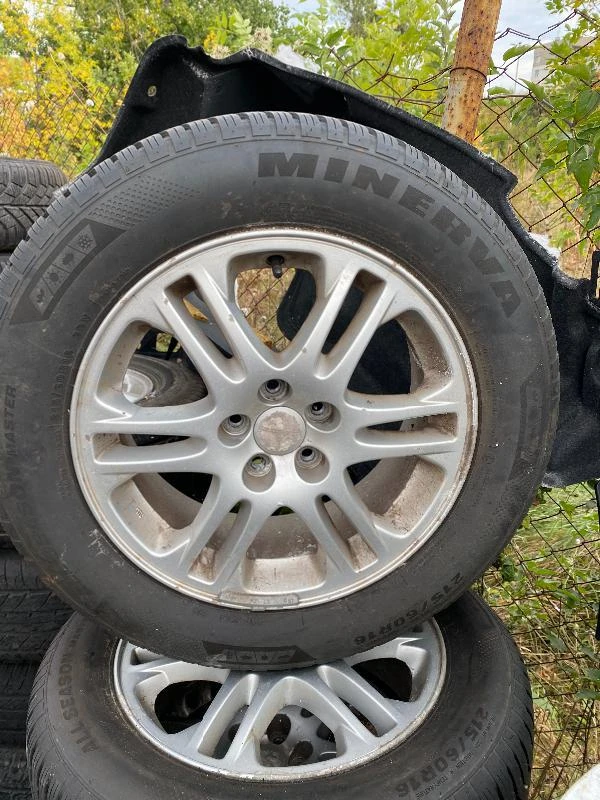 Гуми с джанти Lassa 215/60R16, снимка 3 - Гуми и джанти - 30365807