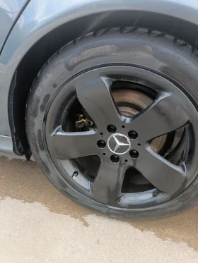 Mercedes-Benz E 280 Седан, снимка 10