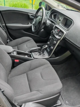 Volvo V40 2.0D 120к.с. Автоматик 2017г., снимка 10
