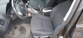 Toyota Auris 1.6i+ ГАЗ, снимка 13