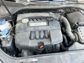 VW Golf 1.6i 102кс, снимка 11