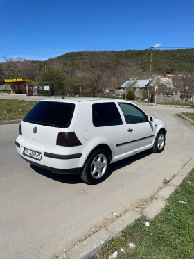 VW Golf 1.9 110, снимка 4 - Автомобили и джипове - 45048311