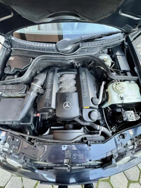 Mercedes-Benz CLK 320, снимка 12