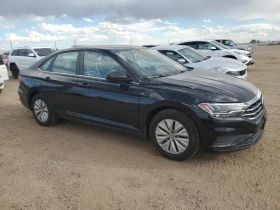 VW Jetta ПОДГРЕВ* КАМЕРА* КЕЙЛЕС* LANE* ASSIST - 9900 € / 19362.72 лв. - 36341267 4