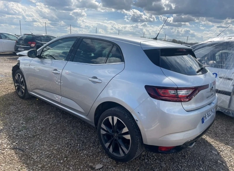 Renault Megane, снимка 3 - Автомобили и джипове - 40561667