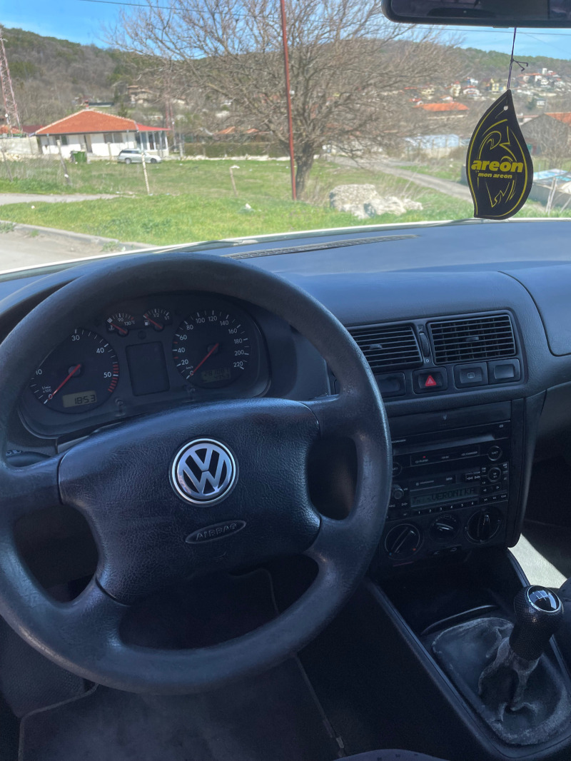 VW Golf 1.9 110, снимка 7 - Автомобили и джипове - 45048311
