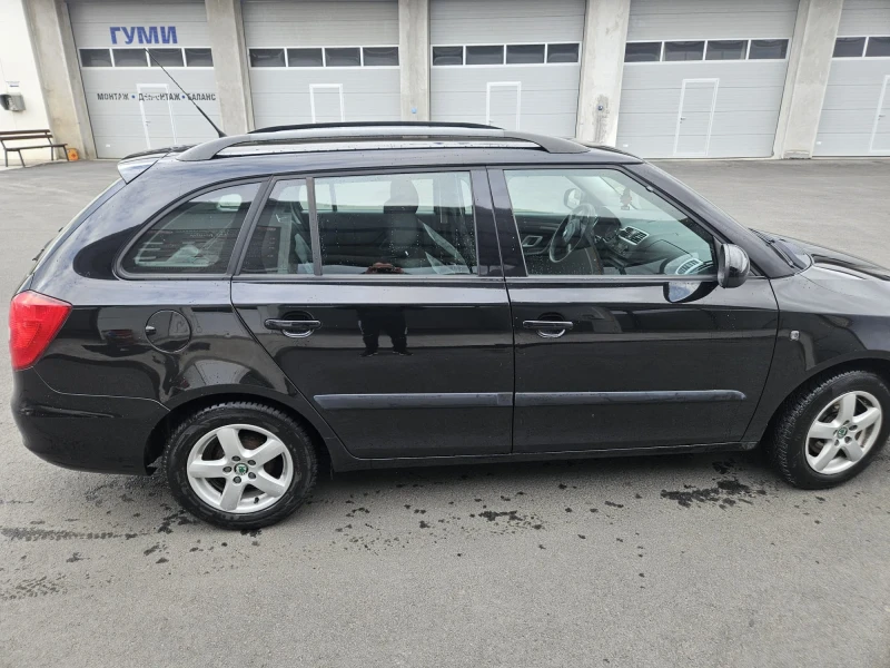 Skoda Fabia, снимка 4 - Автомобили и джипове - 48213681