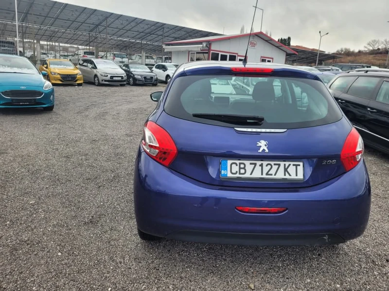 Peugeot 208, снимка 2 - Автомобили и джипове - 48577454