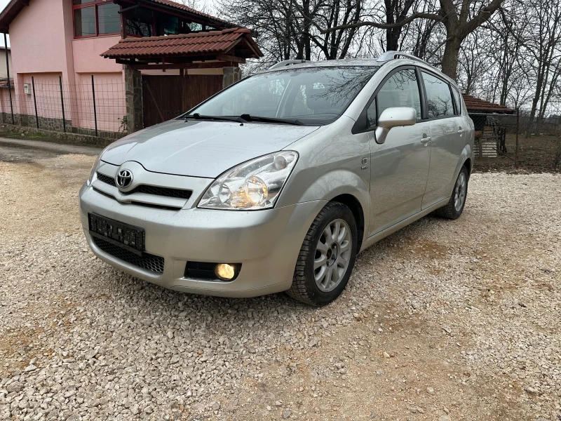 Toyota Corolla verso 1.8 - 7 места, снимка 1 - Автомобили и джипове - 48690665