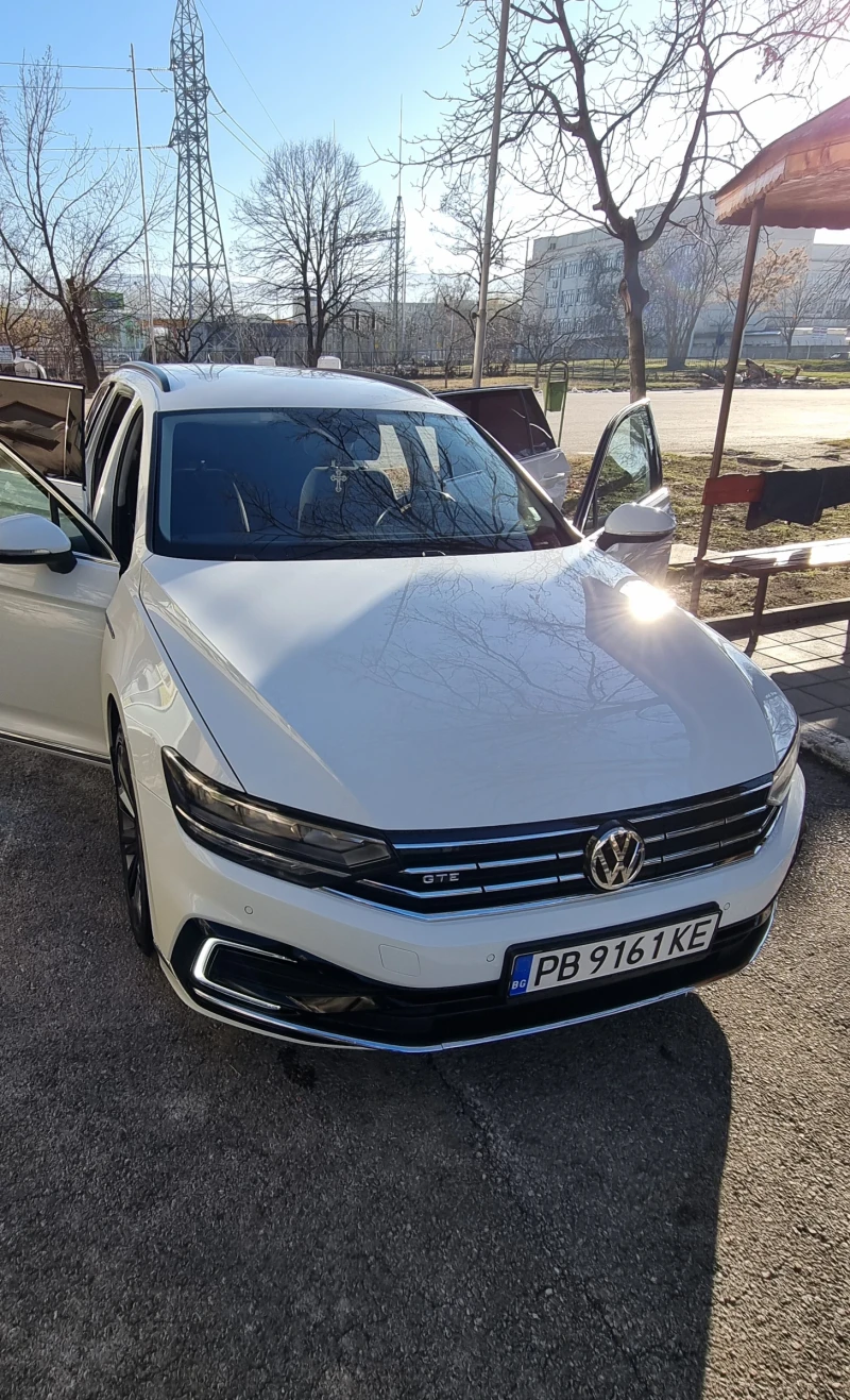 VW Passat ПЪЛНА СЕРВИЗНА ИСТОРИЯ /Plug in hybrid/ ПЕРФЕКТНА, снимка 3 - Автомобили и джипове - 48741023