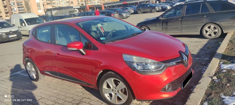 Renault Clio, снимка 1 - Автомобили и джипове - 48764257