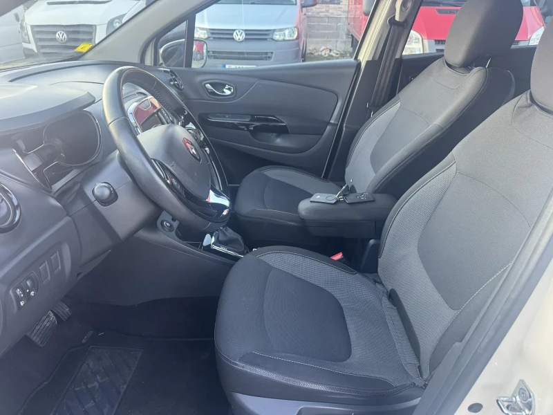 Renault Captur 1.5DCI-Automatic , снимка 9 - Автомобили и джипове - 49089531