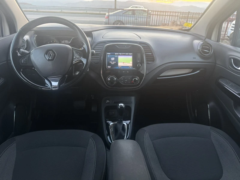 Renault Captur 1.5DCI-Automatic , снимка 11 - Автомобили и джипове - 49089531