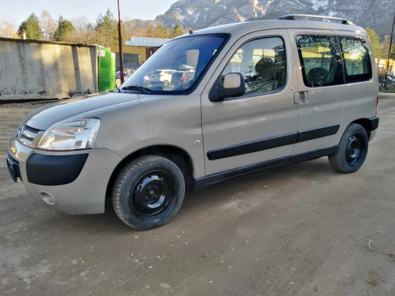 Citroen Berlingo, снимка 3 - Автомобили и джипове - 49589084