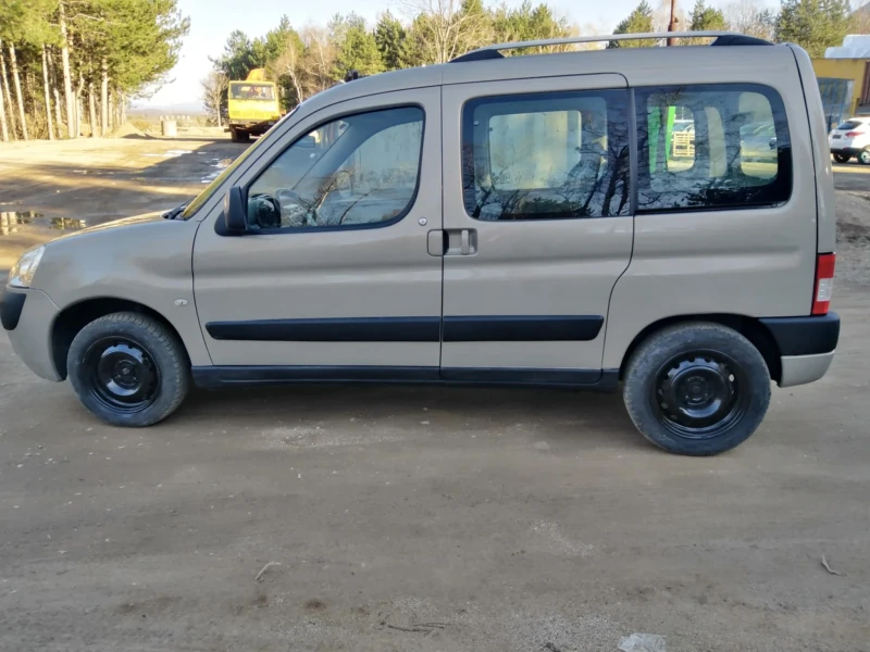 Citroen Berlingo, снимка 4 - Автомобили и джипове - 49589084