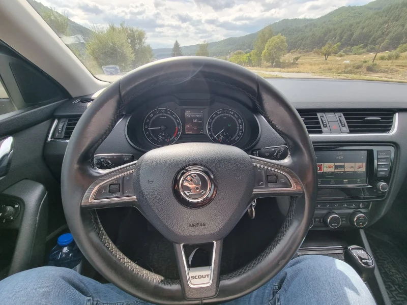 Skoda Octavia Scout 2.0 184 коня, снимка 10 - Автомобили и джипове - 52040729