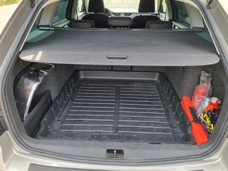 Skoda Octavia Scout 2.0 184 коня, снимка 5 - Автомобили и джипове - 52040729