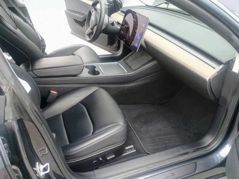 Tesla Model 3 4x4 long range , фейслифтова CCS европейска, снимка 11 - Автомобили и джипове - 51622508
