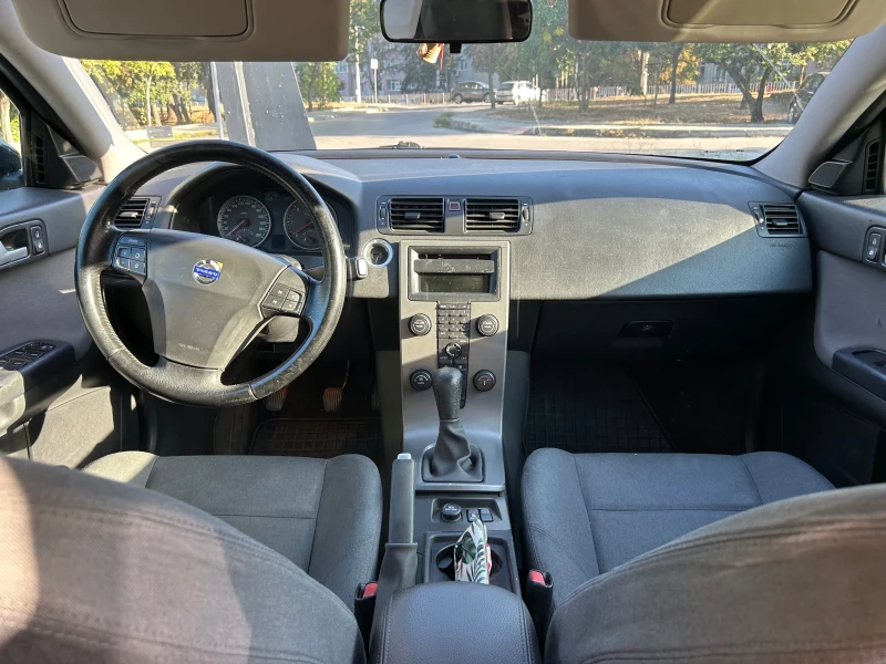 Volvo S40 2.0 HDI, снимка 8 - Автомобили и джипове - 52769753