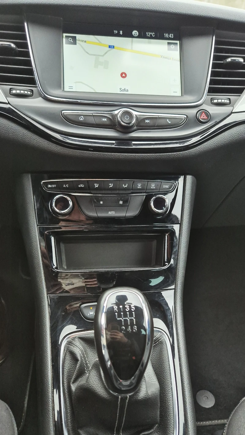 Opel Astra GS Line, снимка 9 - Автомобили и джипове - 52081668