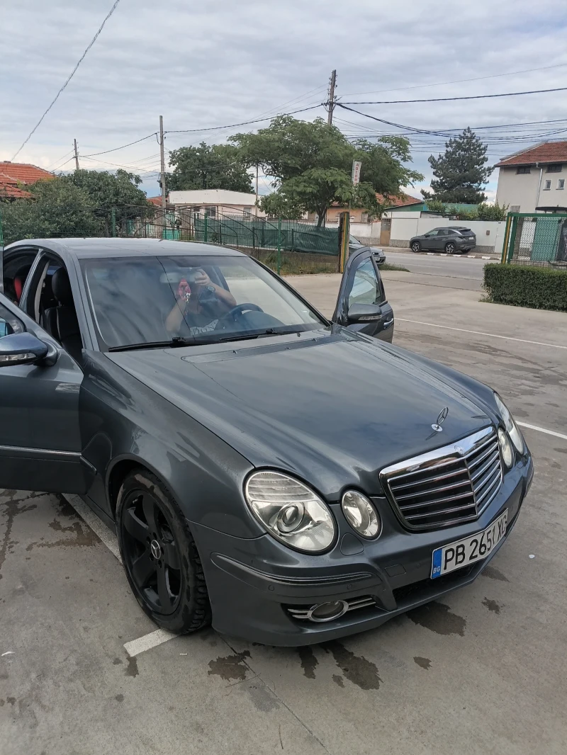 Mercedes-Benz E 280 Седан, снимка 4 - Автомобили и джипове - 52525236
