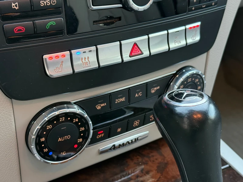 Mercedes-Benz C 300 CDI Avantgarde, снимка 7 - Автомобили и джипове - 52800075