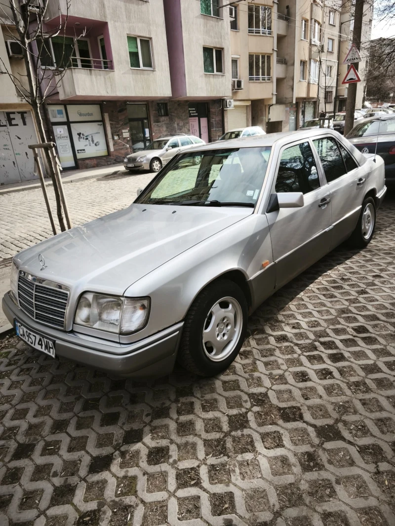 Mercedes-Benz 124, снимка 6 - Автомобили и джипове - 52963287