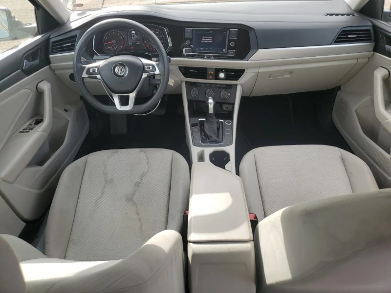 VW Jetta ПОДГРЕВ* КАМЕРА* КЕЙЛЕС* LANE* ASSIST, снимка 8 - Автомобили и джипове - 53098965