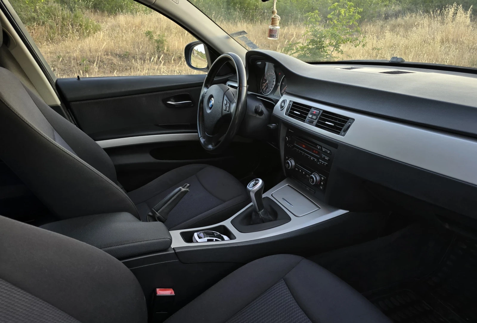 BMW 318 318d - изображение 10