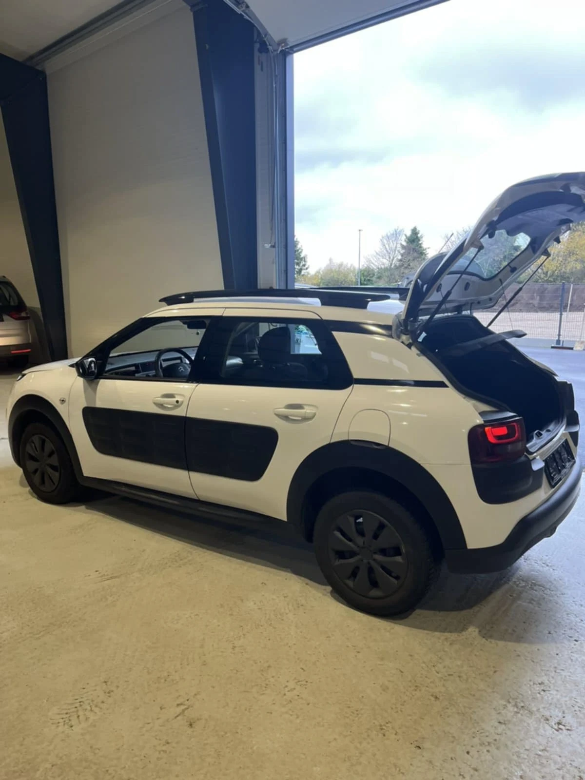 Citroen C4 Cactus  - изображение 5