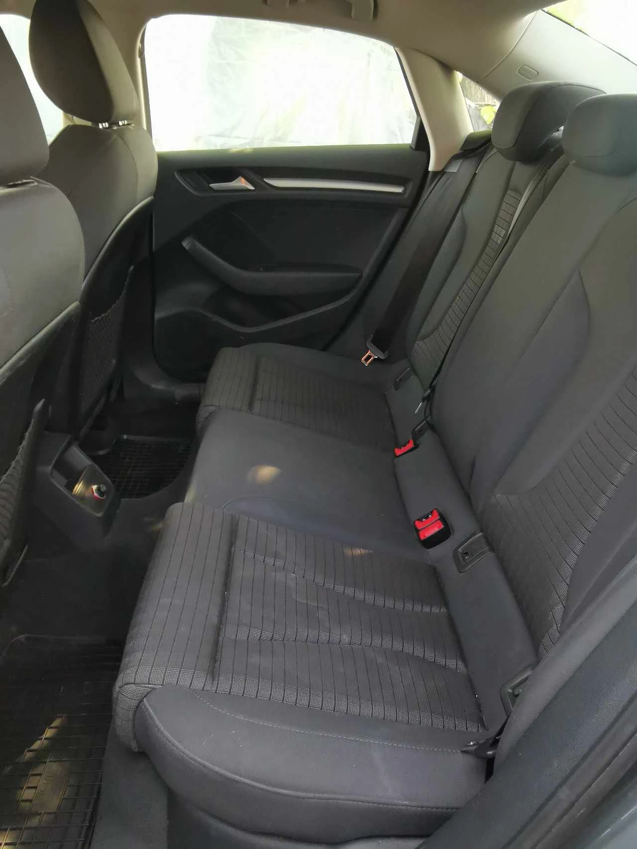 Audi A3 1.6 tdi | Mobile.bg   16