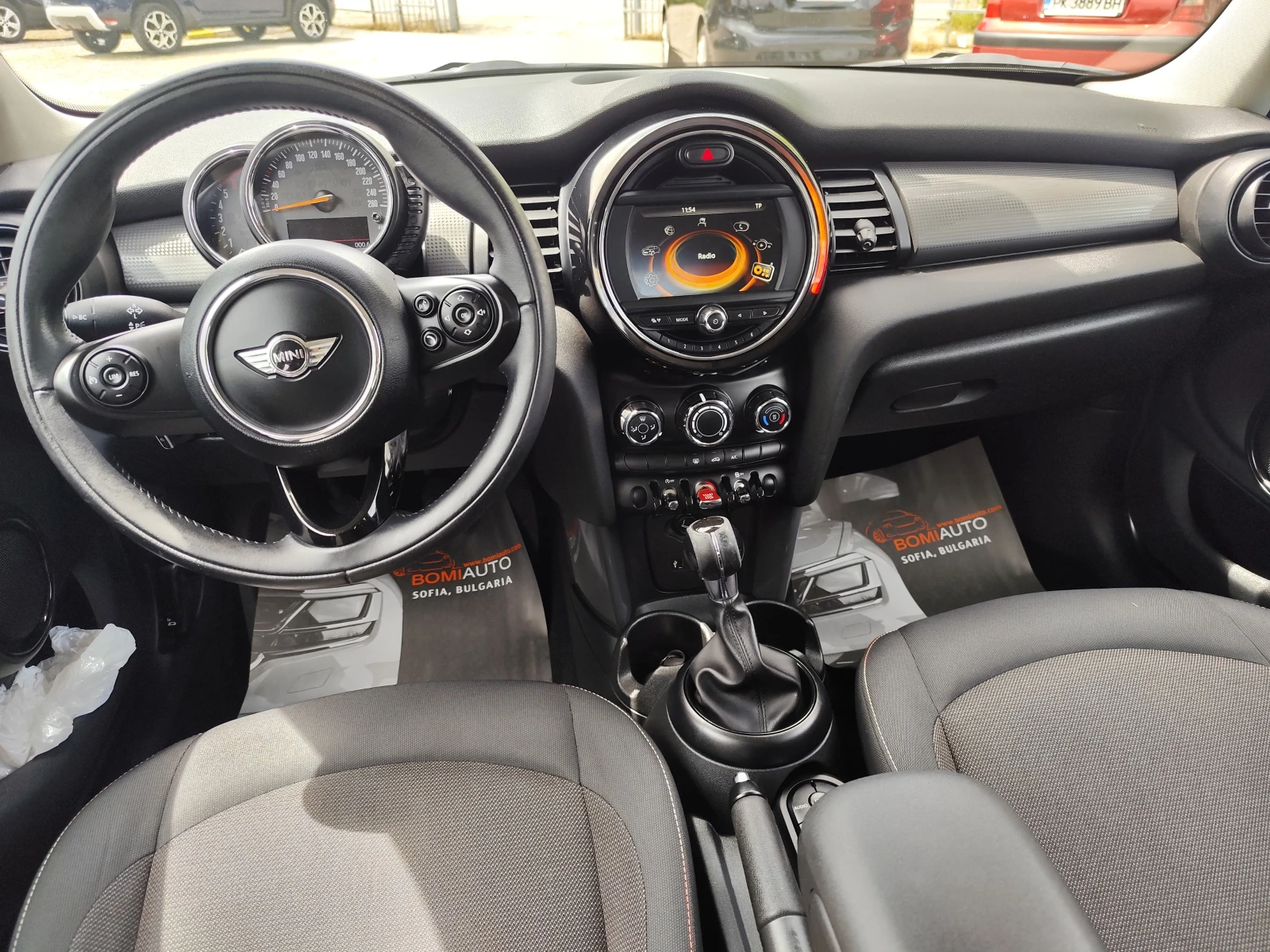 Mini Cooper D* 1.5D* EURO6B* KEYLESS GO*  - изображение 8