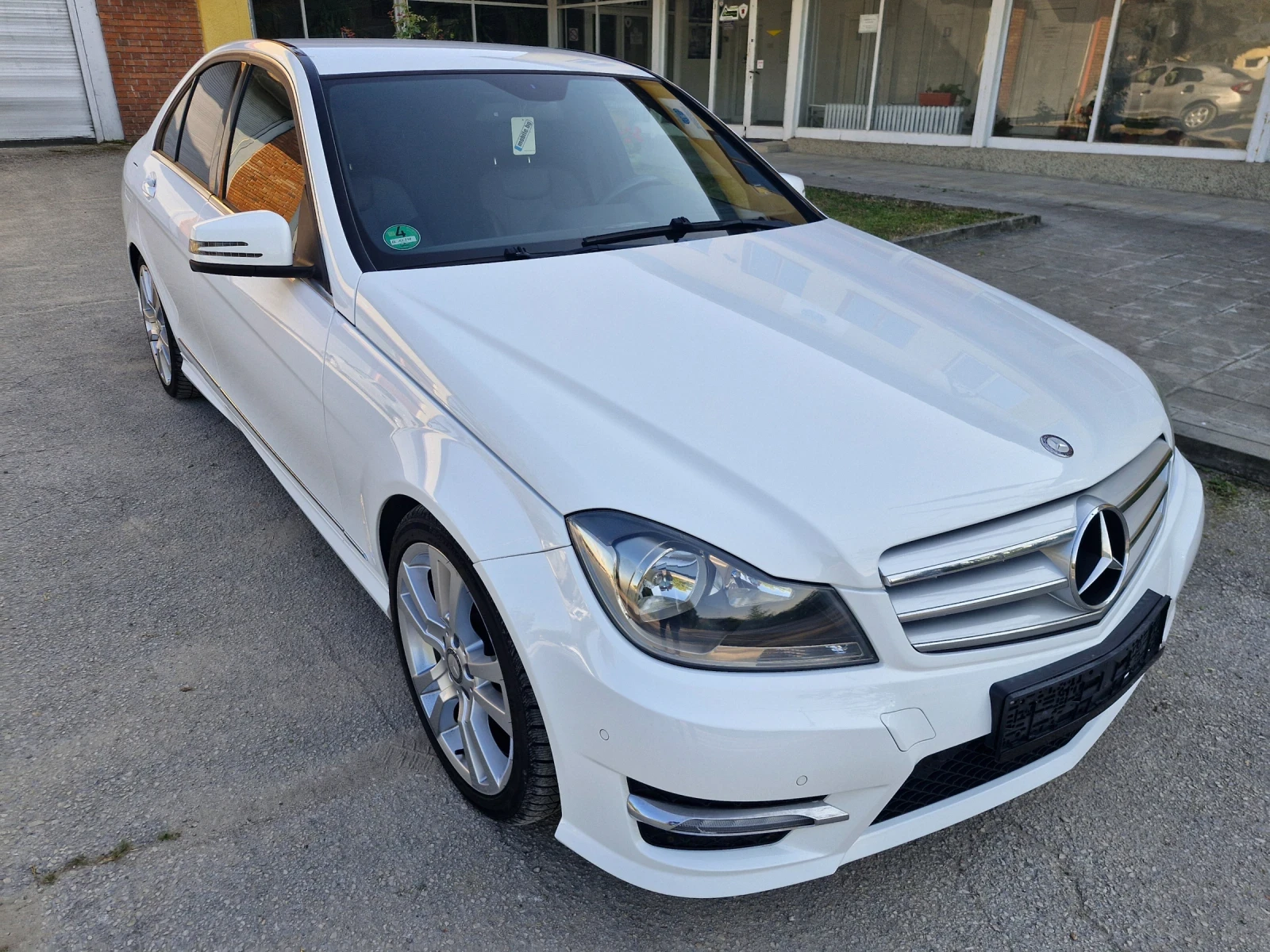 Mercedes-Benz C 220 204ps* NAVI* PDC* КОЖА* FACE* AMG* F1* TUV  - изображение 7