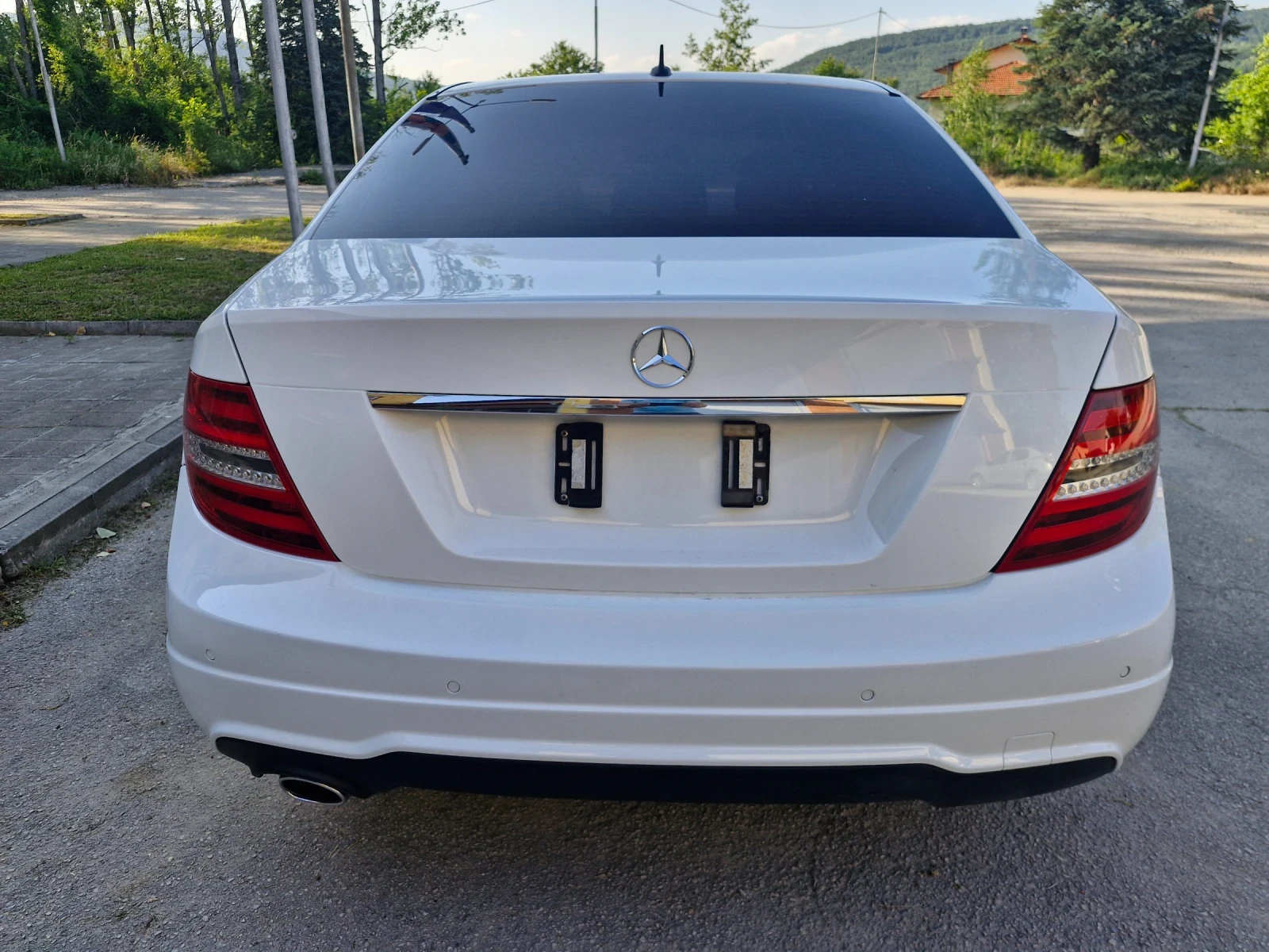 Mercedes-Benz C 220 204ps* NAVI* PDC* КОЖА* FACE* AMG* F1* TUV  - изображение 4