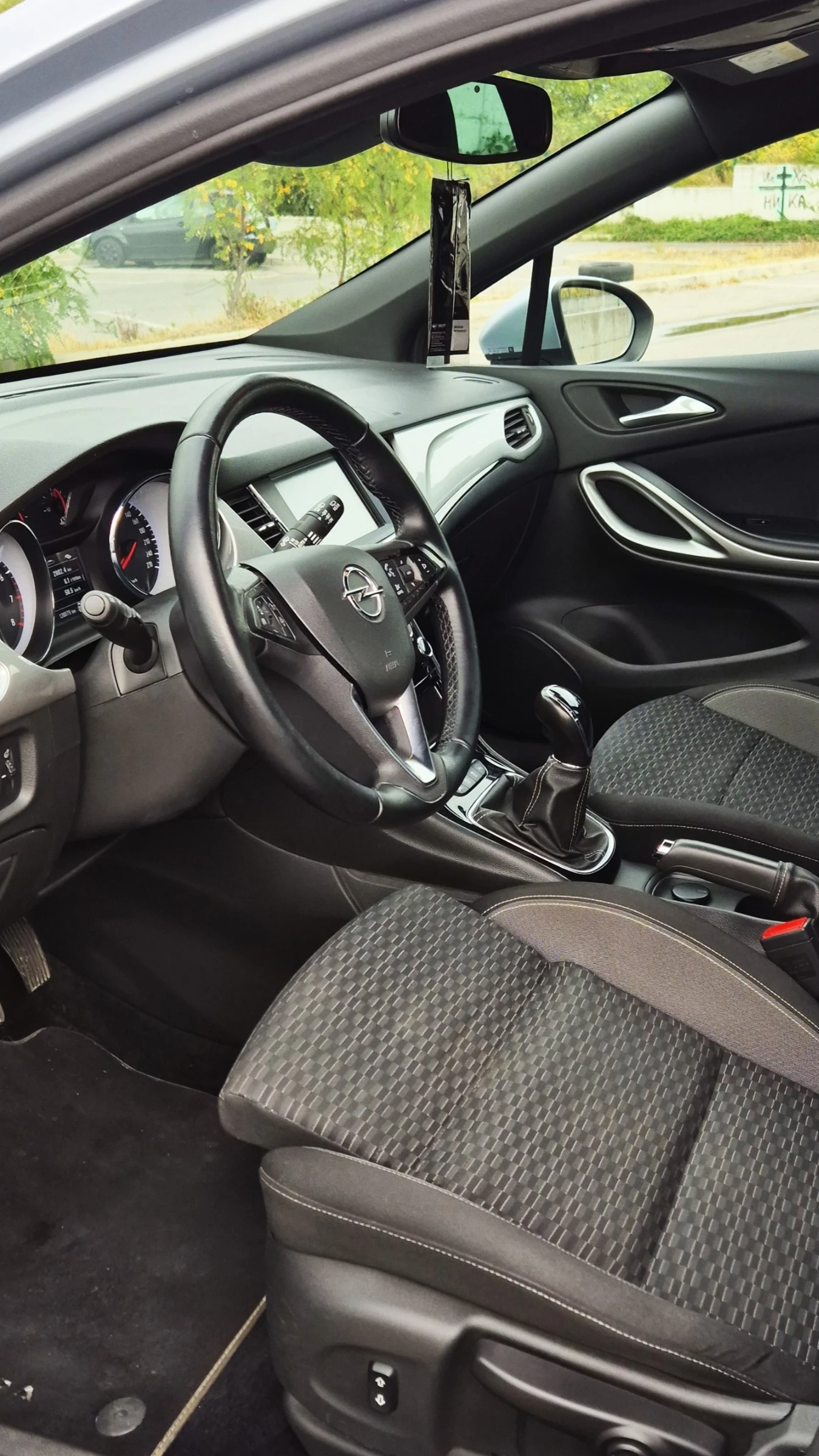 Opel Astra GS Line - изображение 8